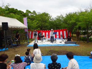 The Hanasyobu festival's stage from WKM ocarina and harmonica