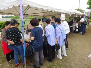 The Hanasyobu festival's food stand